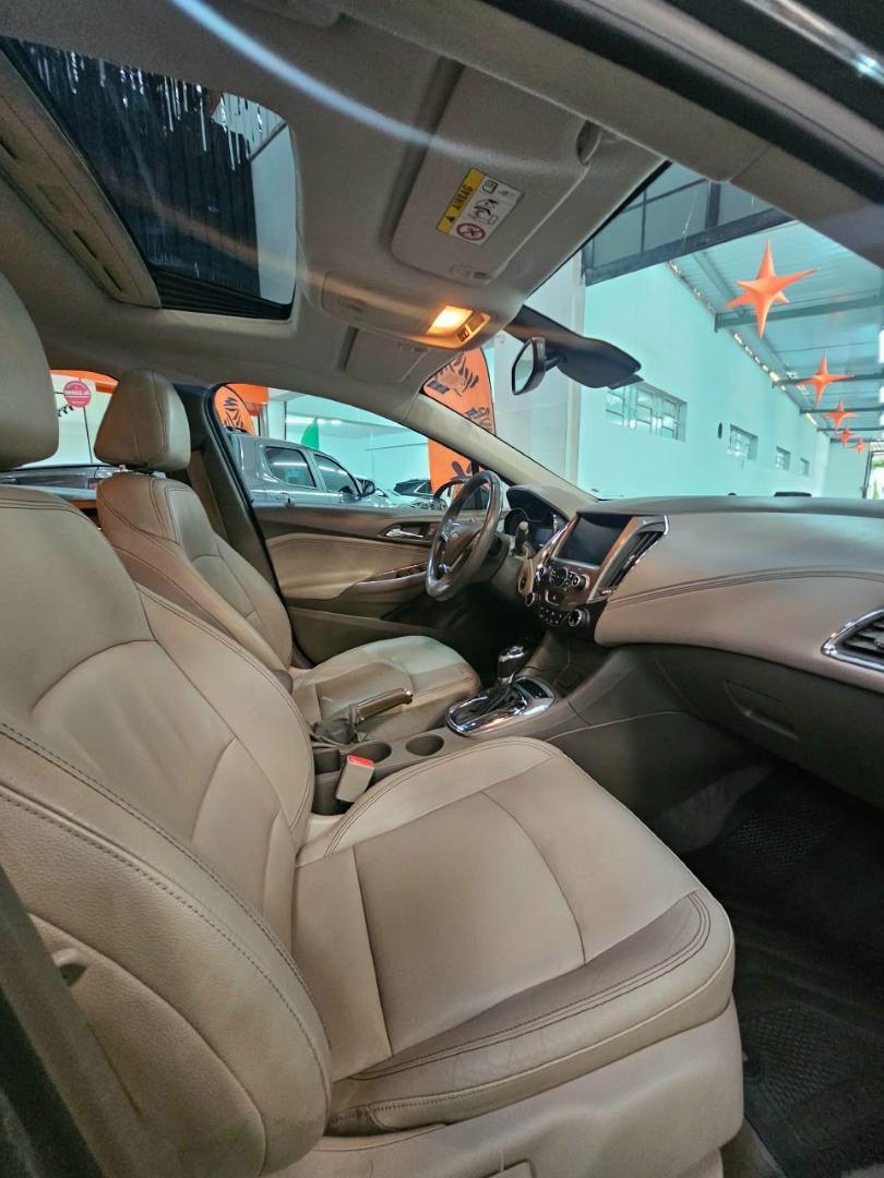 CHEVROLET Cruze Sedan - Foto