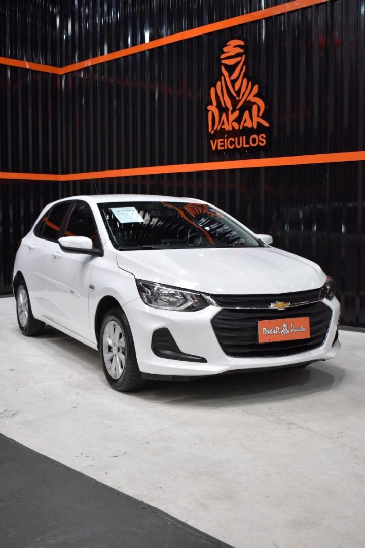 CHEVROLET Onix Hatch - Foto