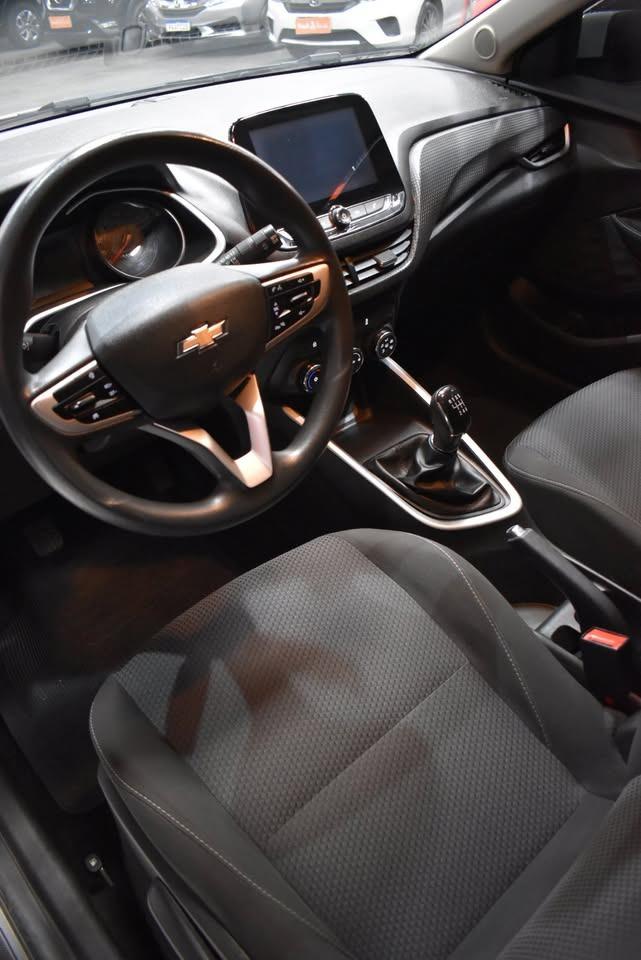 CHEVROLET Onix Hatch - Foto