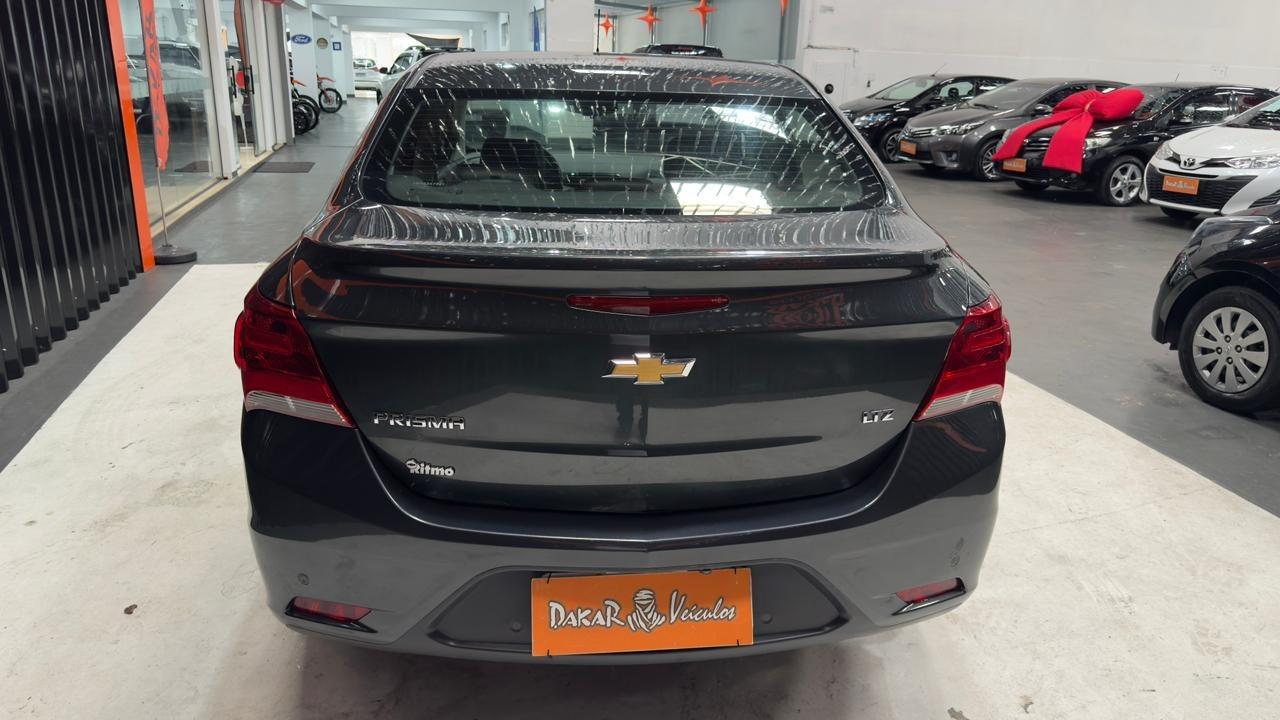 CHEVROLET Prisma - Foto