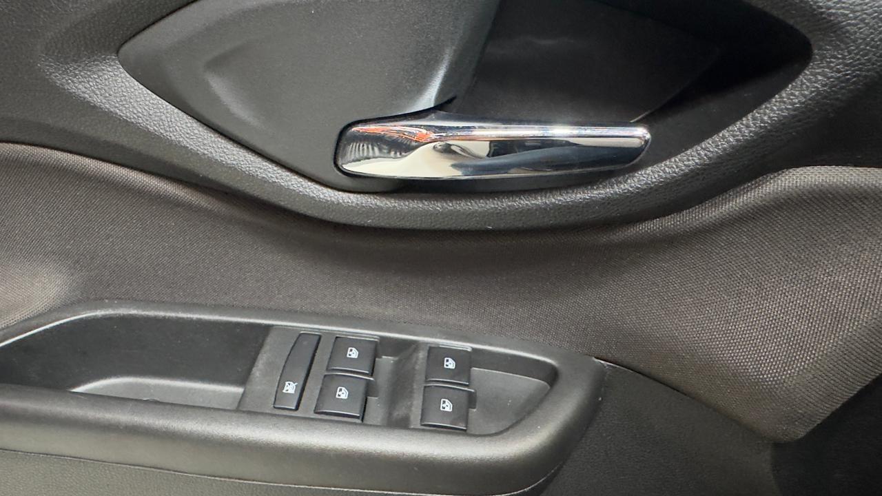 CHEVROLET Prisma - Foto