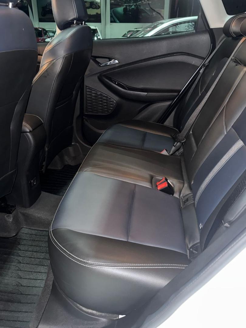 CHEVROLET Tracker - Foto