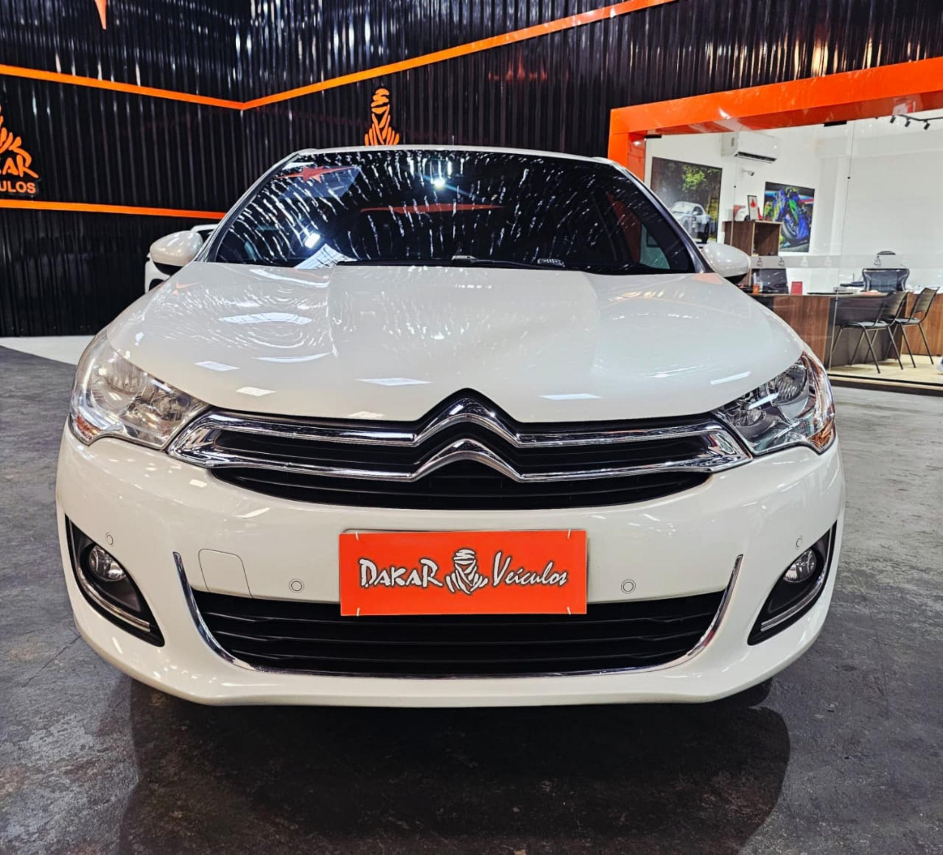 CITROEN C4 Sedan - Foto