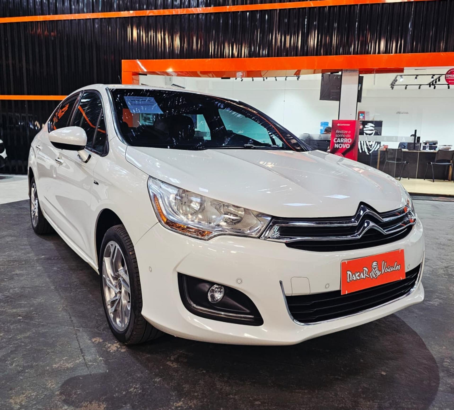 CITROEN C4 Sedan - Foto