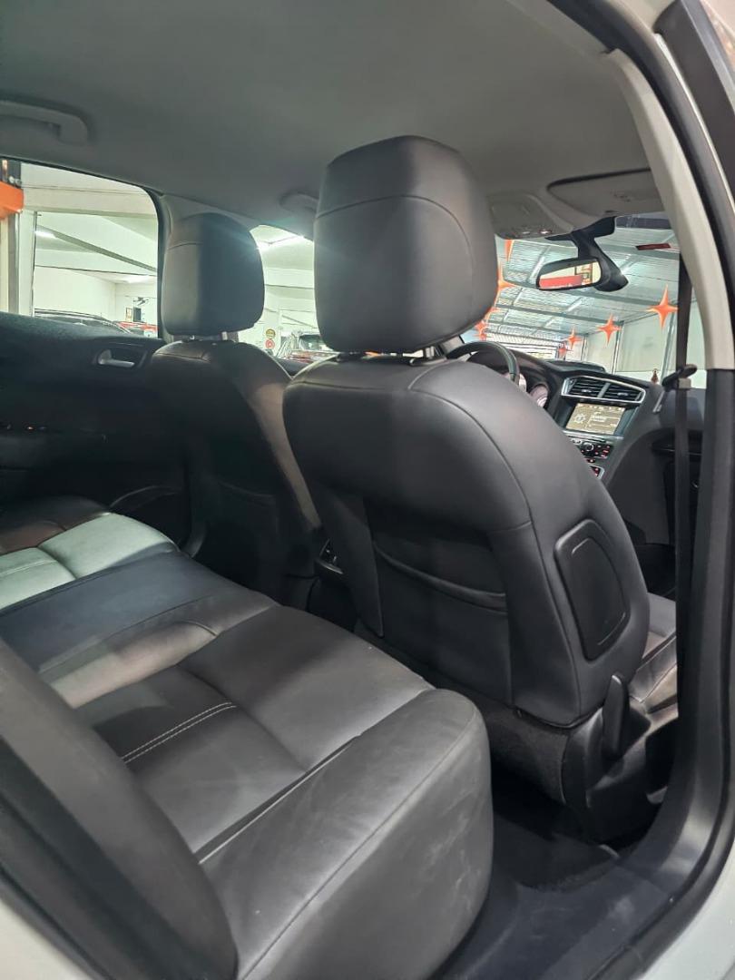 CITROEN C4 Sedan - Foto