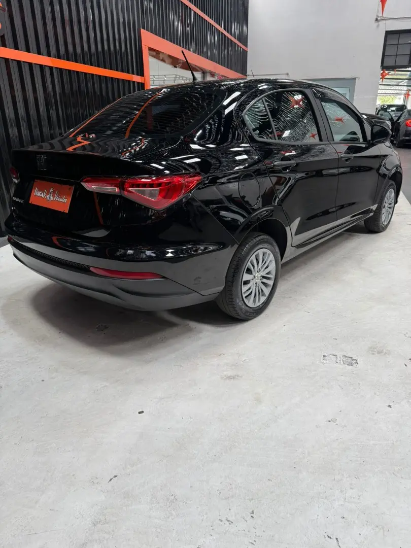 FIAT Cronos - Foto