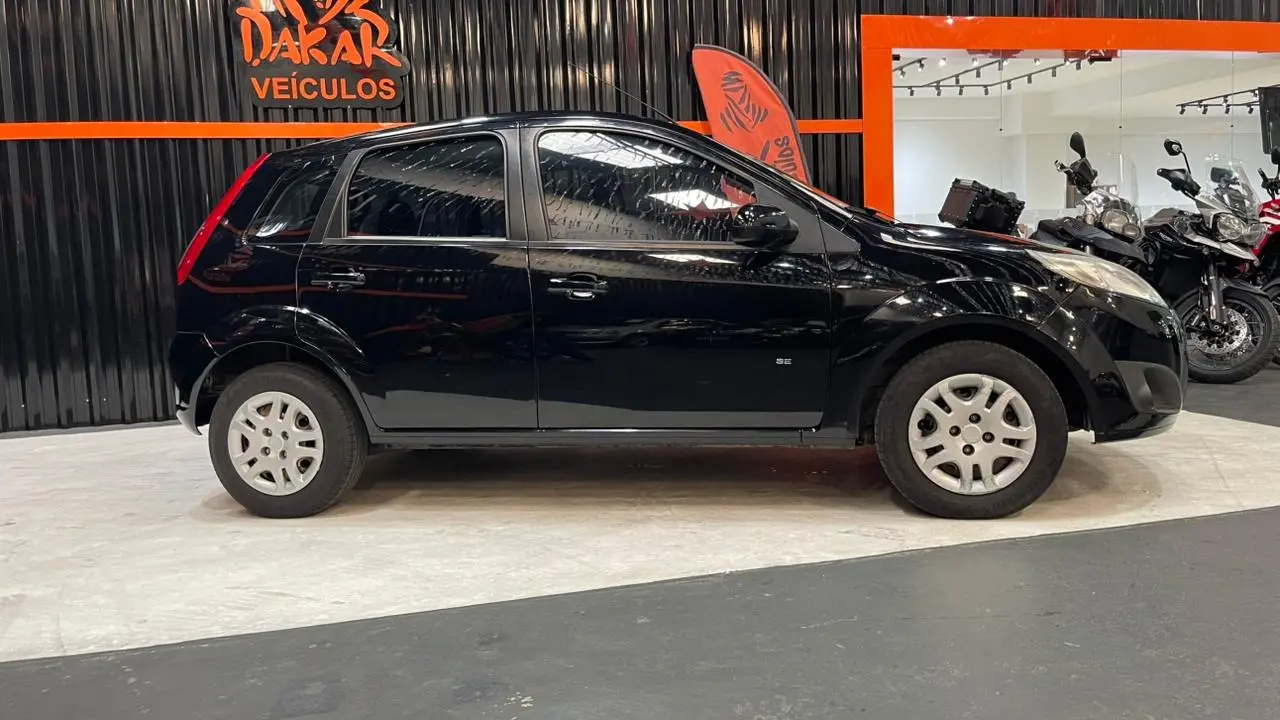 FORD Fiesta Sedan - Foto