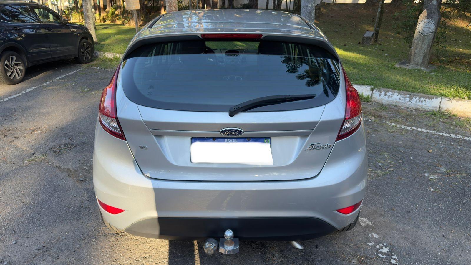 FORD Fiesta Sedan - Foto