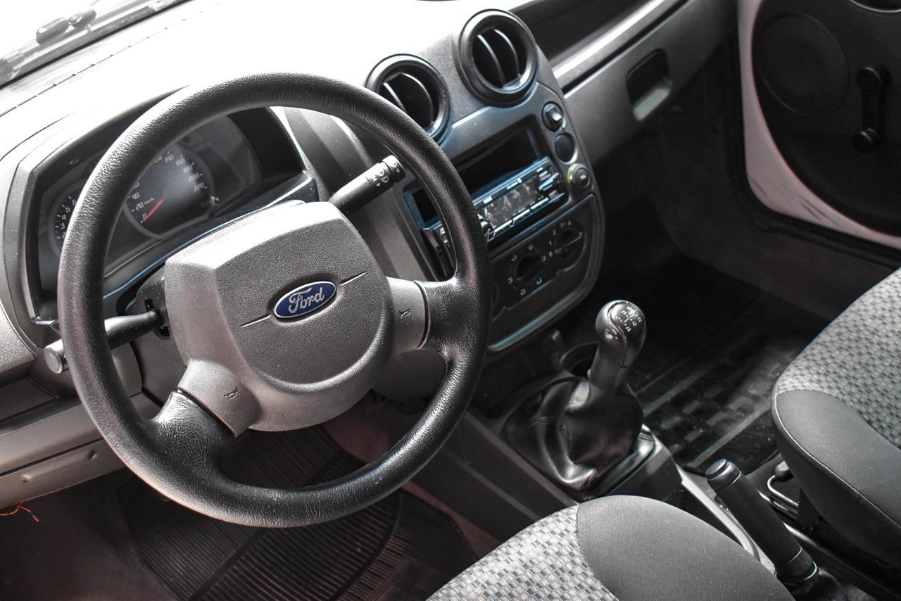 FORD Ka Hatch - Foto