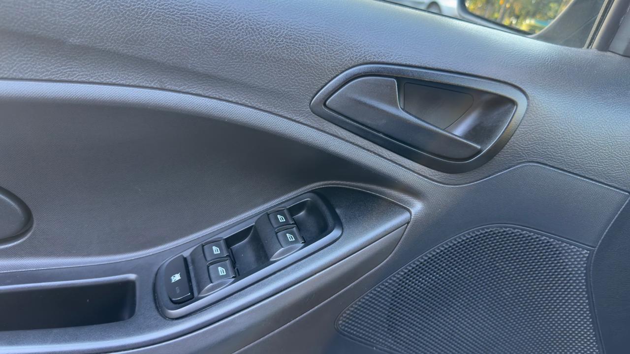 FORD Ka Hatch - Foto