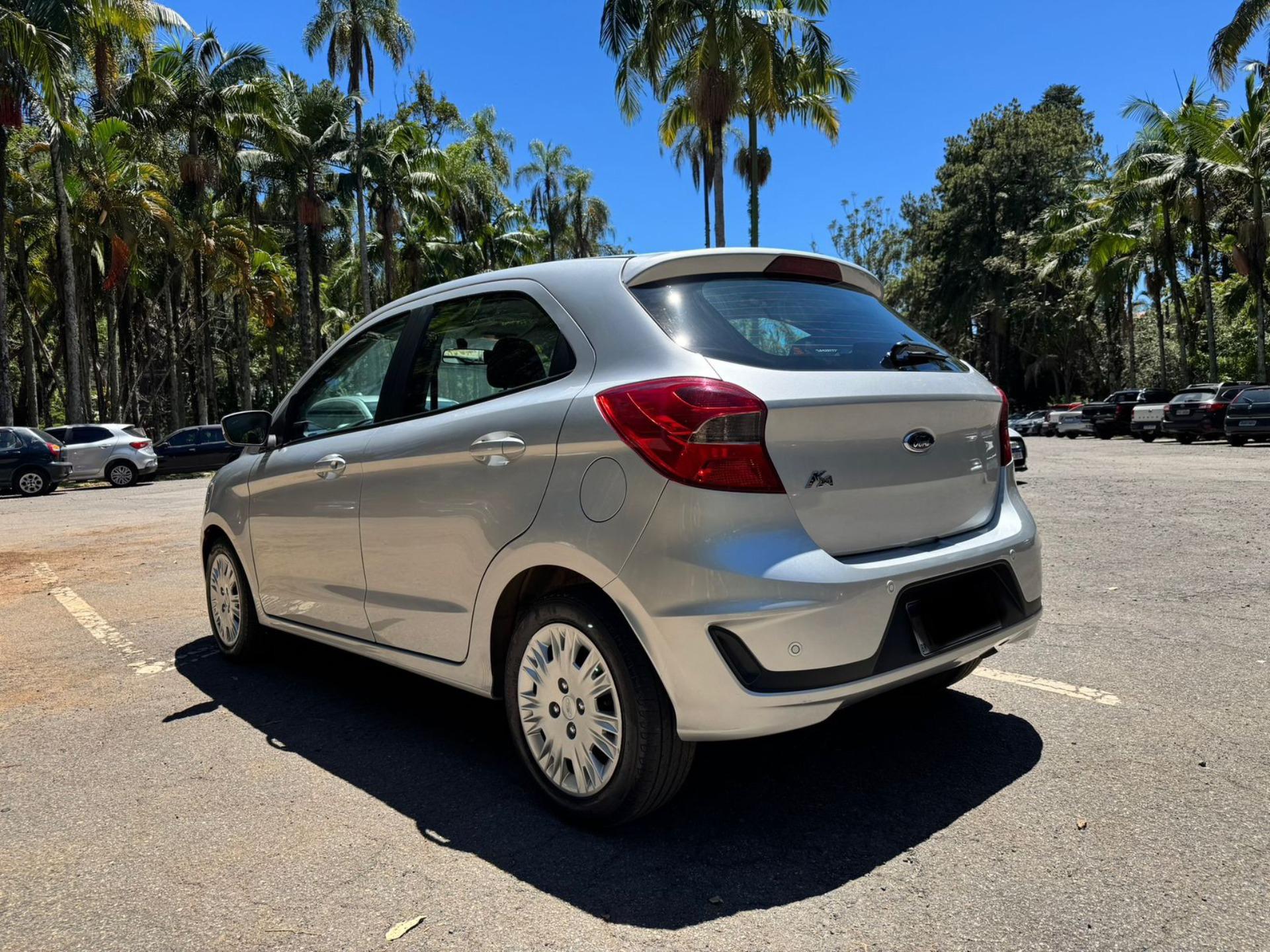 FORD Ka + Sedan - Foto