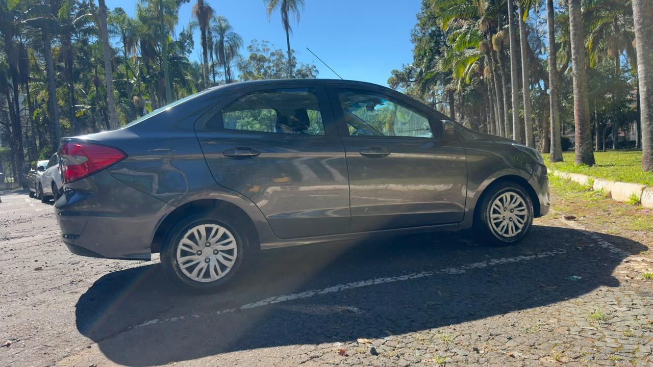 FORD Ka + Sedan - Foto