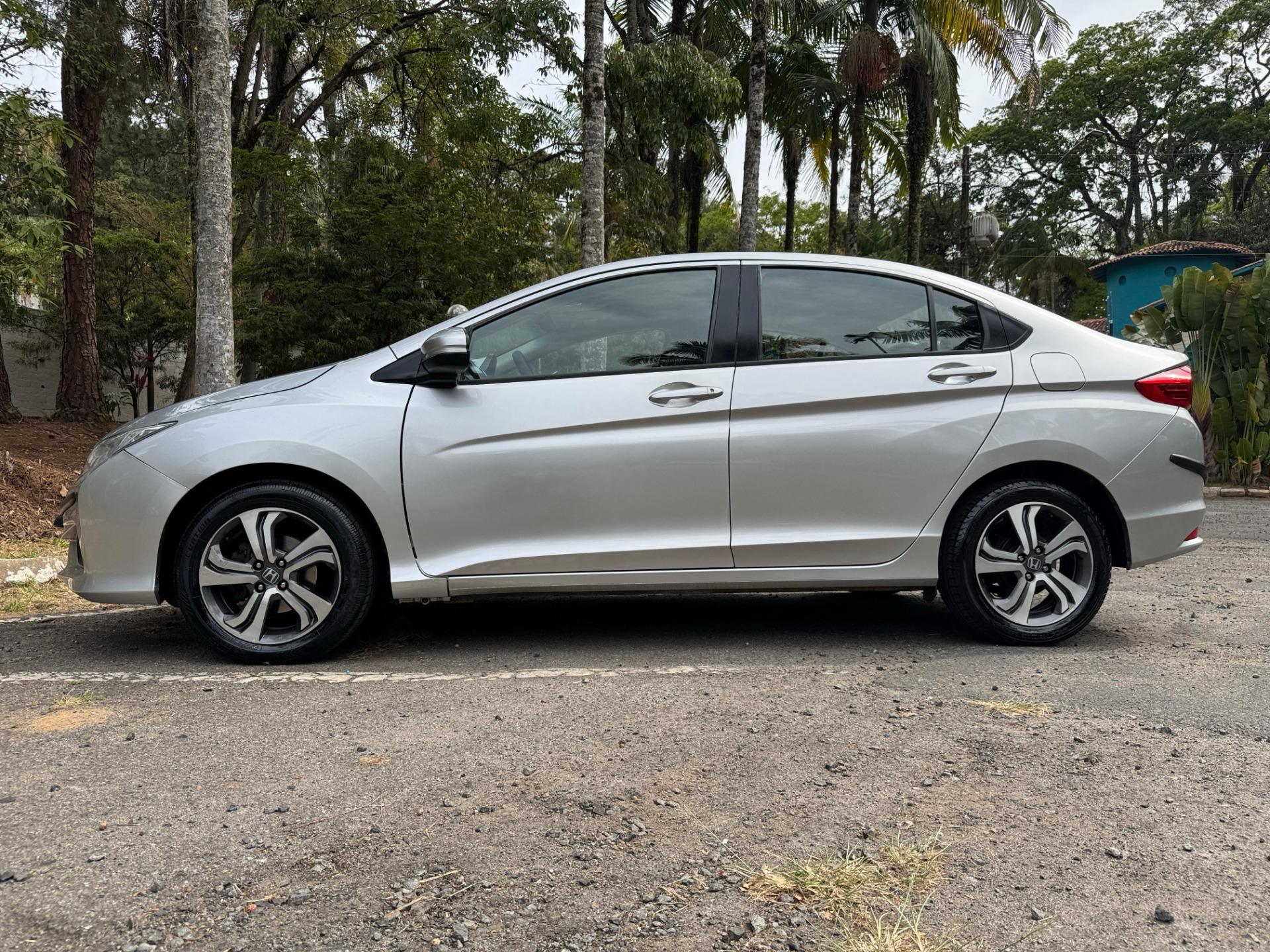 HONDA City Sedan - Foto