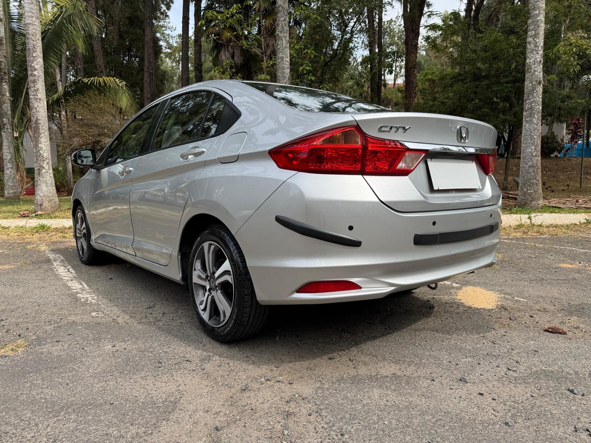 HONDA City Sedan - Foto