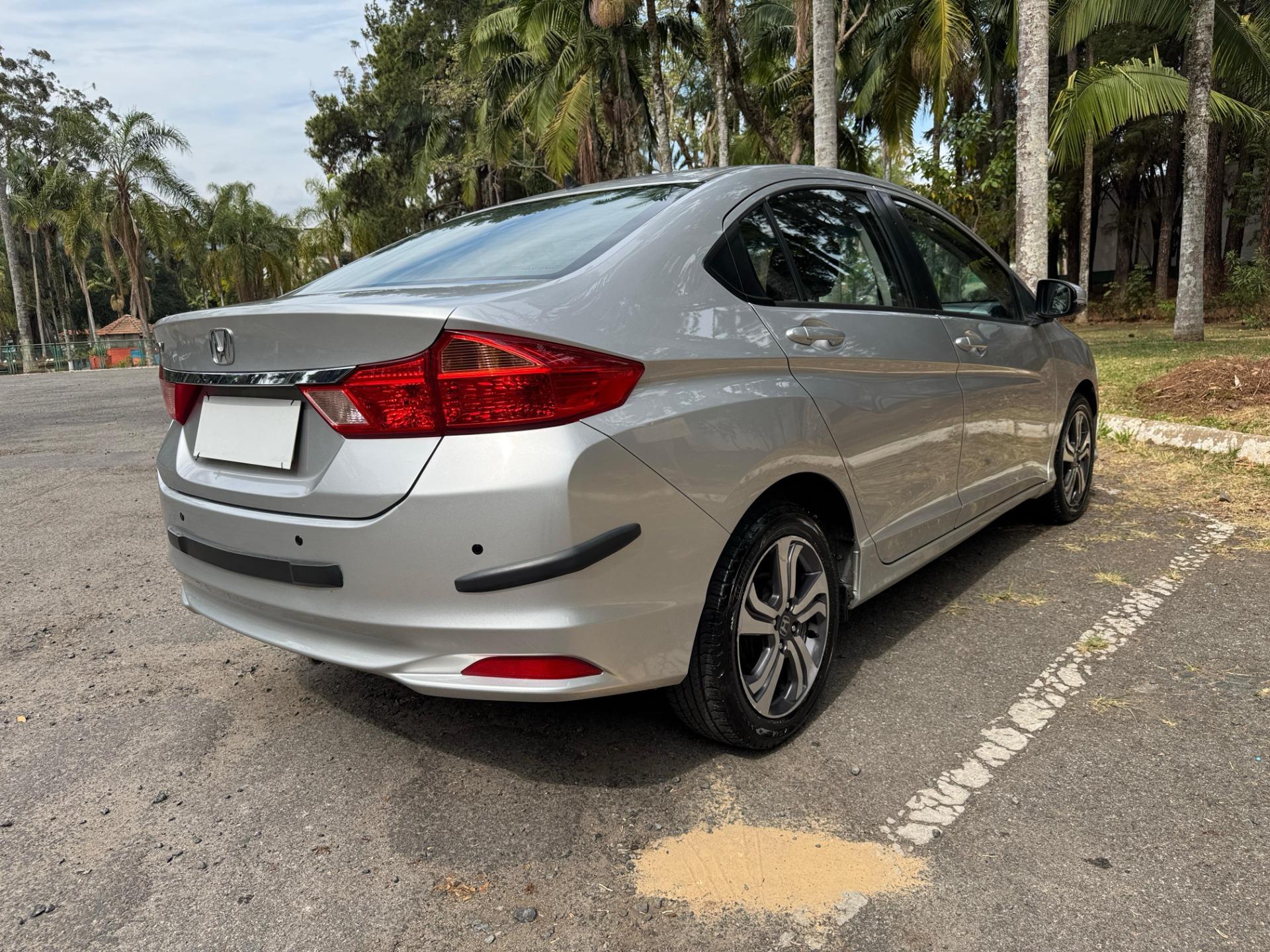 HONDA City Sedan - Foto