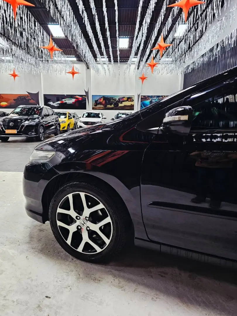HONDA City Sedan - Foto
