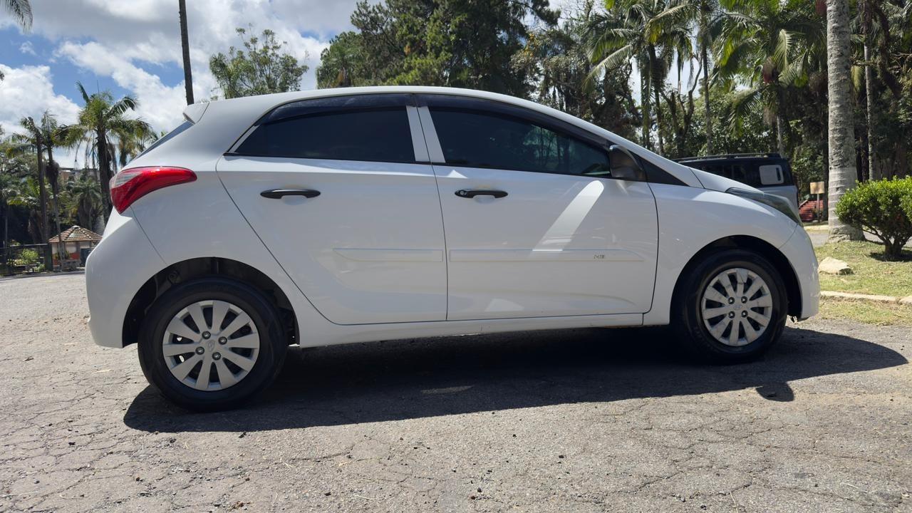 HYUNDAI HB 20 Hatch - Foto