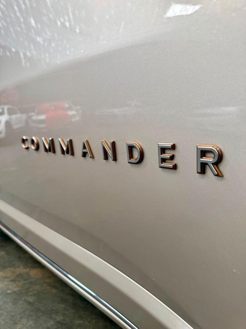 JEEP Commander - Foto