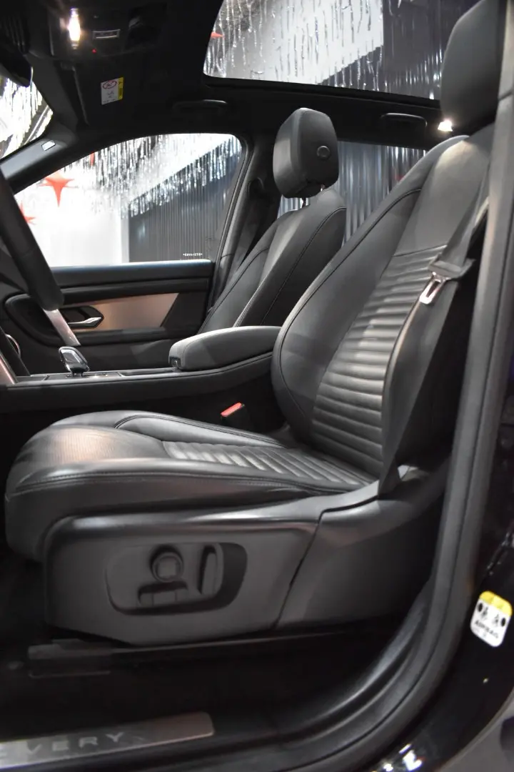 LAND ROVER Discovery Sport - Foto
