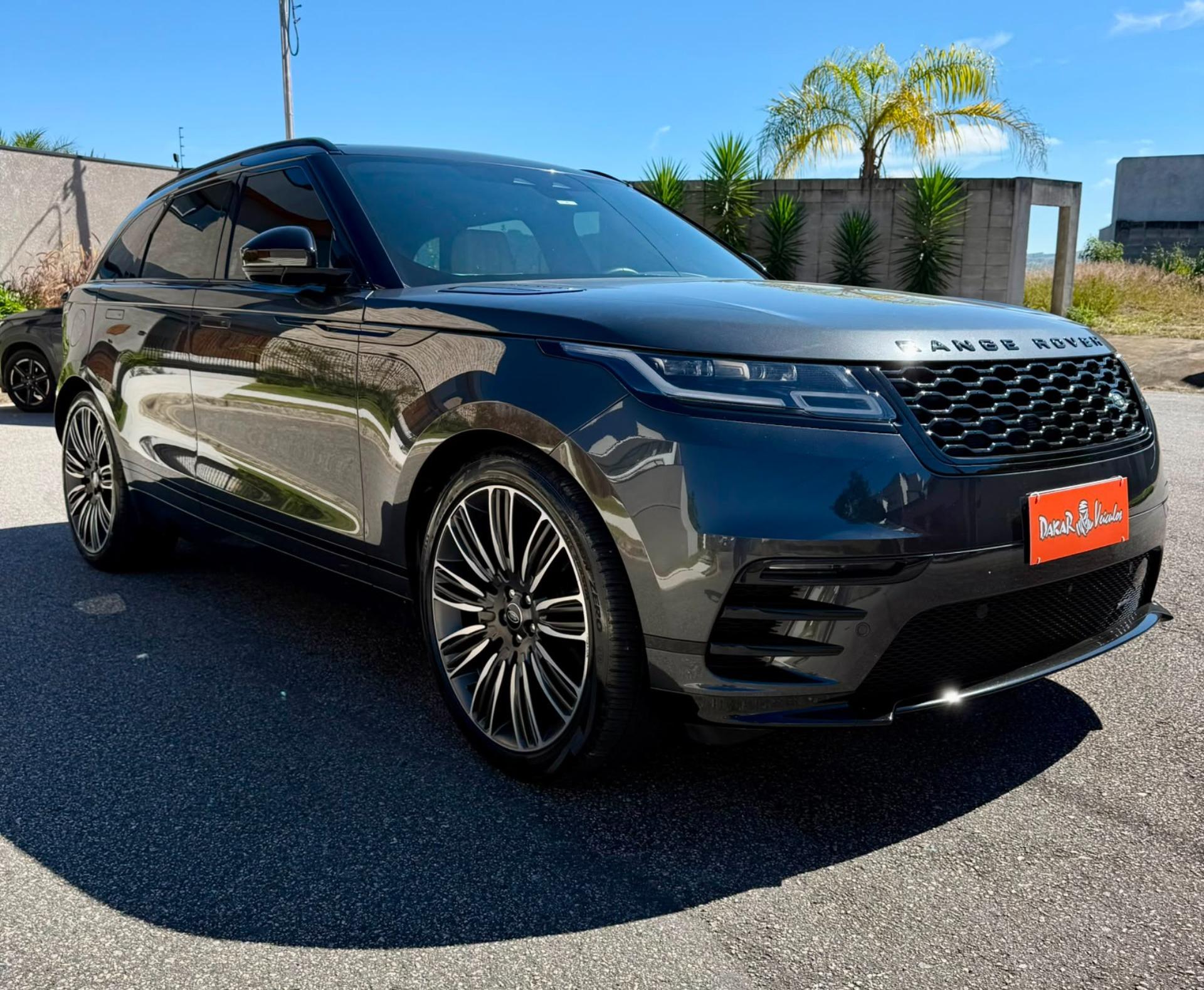 LAND ROVER Range Rover Velar - Foto