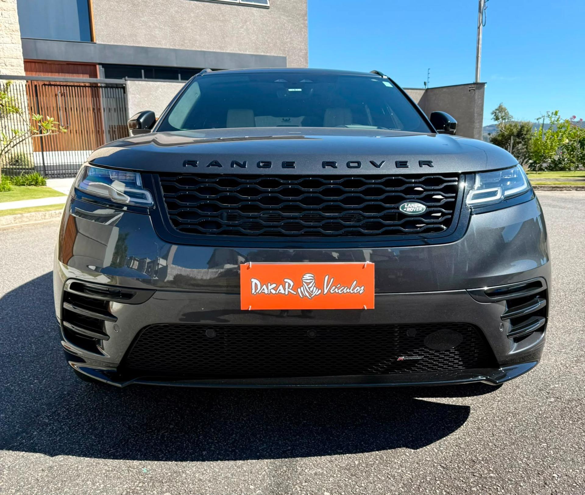 LAND ROVER Range Rover Velar - Foto