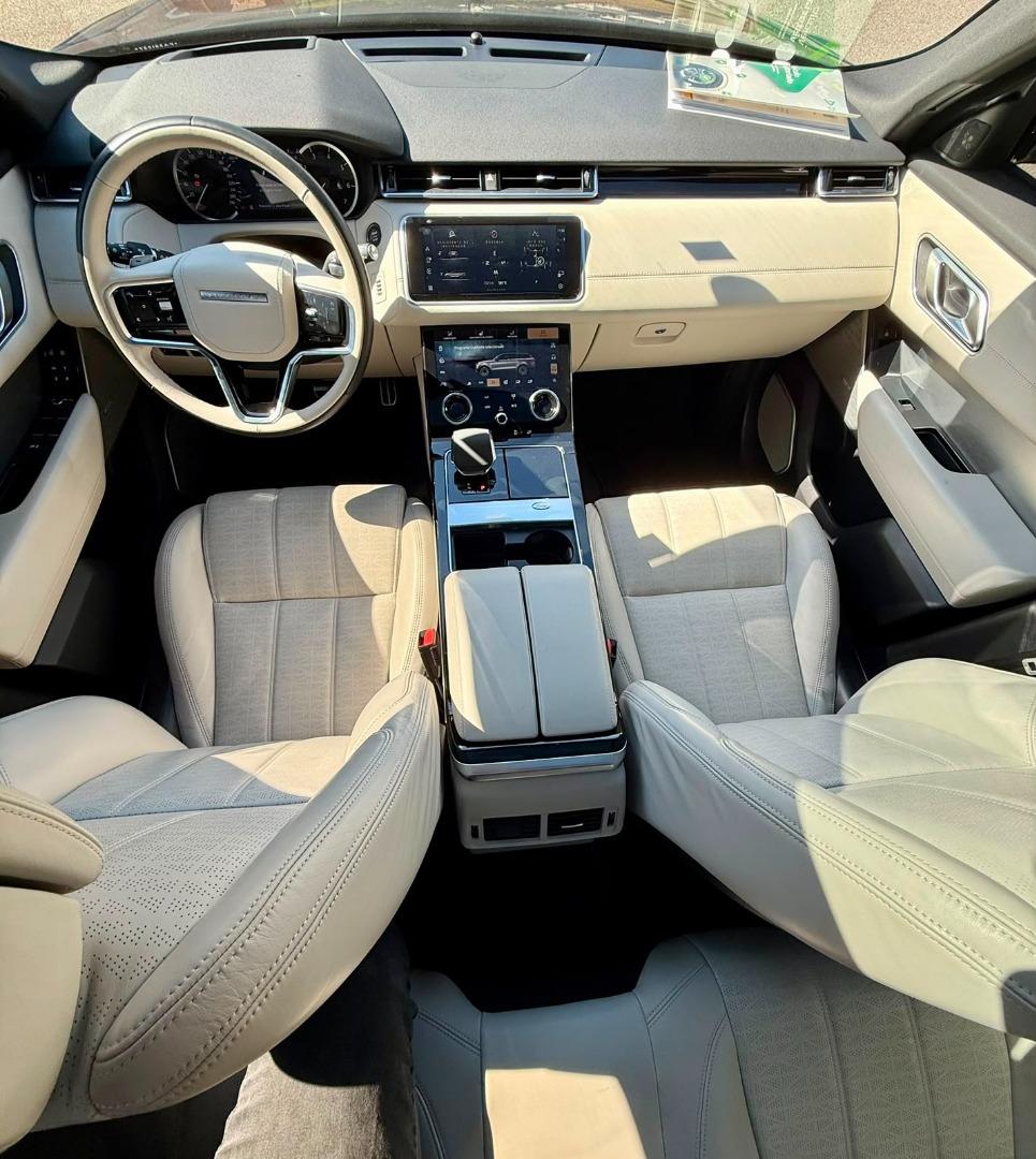 LAND ROVER Range Rover Velar - Foto