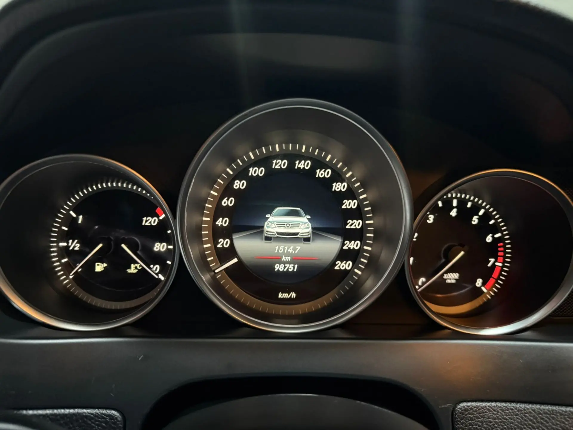 MERCEDES-BENZ C 180 - Foto