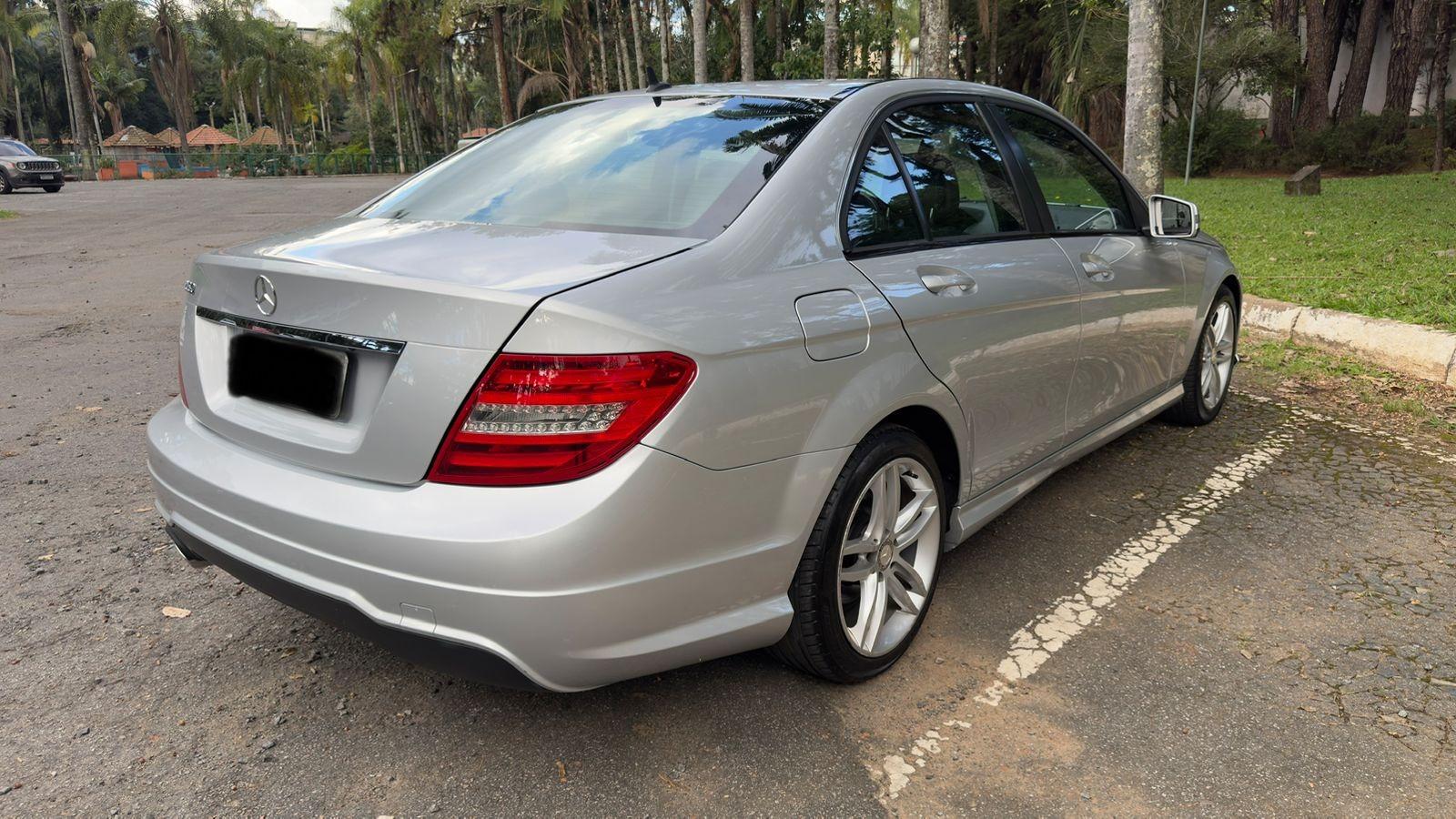 MERCEDES-BENZ C 180 - Foto