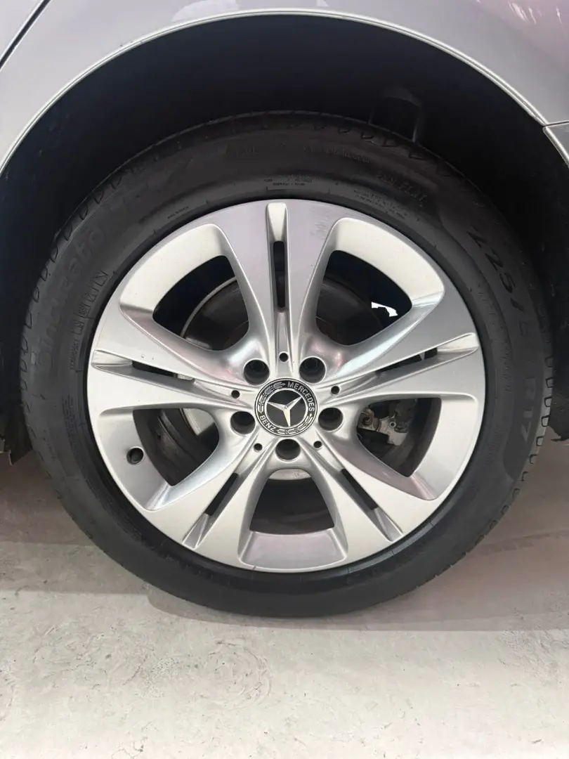 MERCEDES-BENZ C 250 - Foto