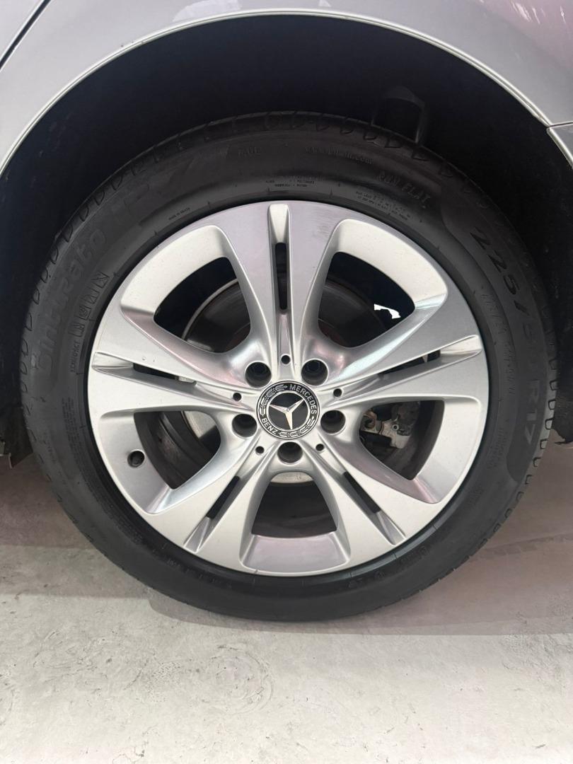 MERCEDES-BENZ C 250 - Foto