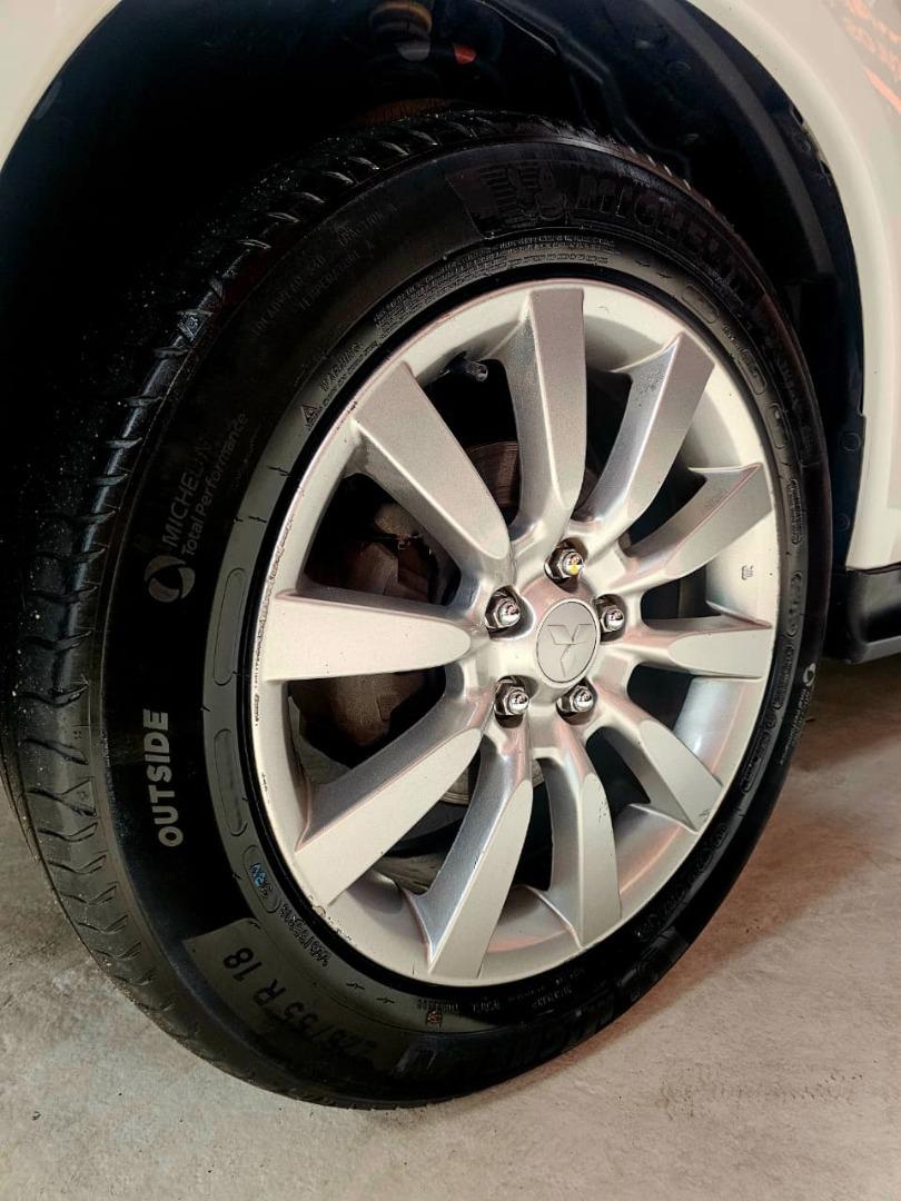 MITSUBISHI ASX - Foto