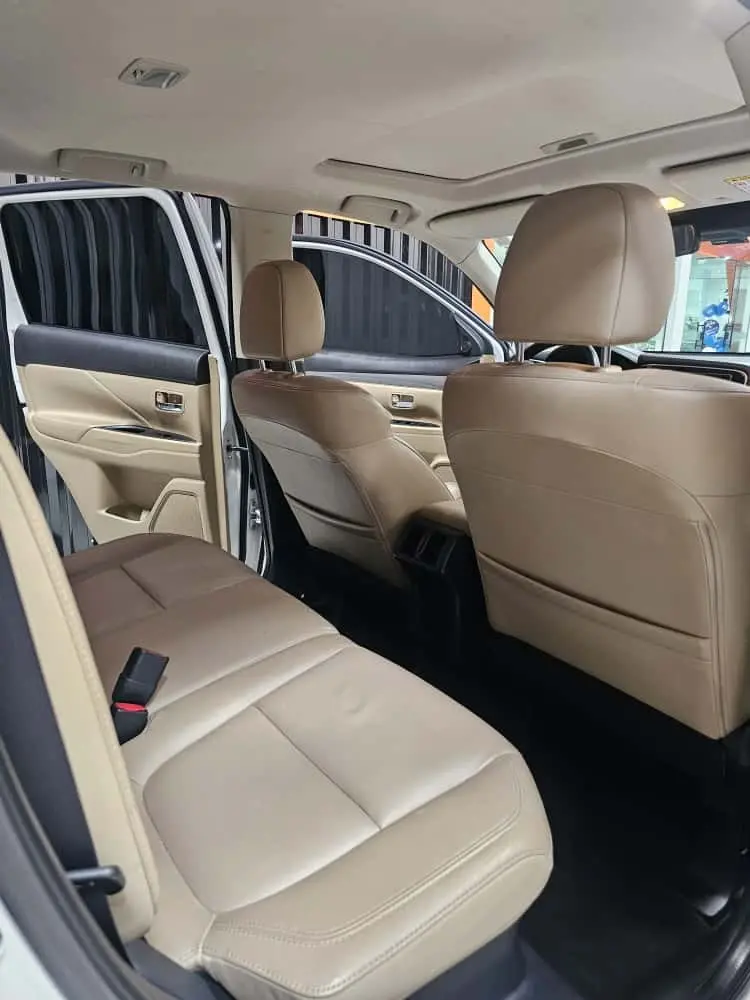 MITSUBISHI Outlander - Foto