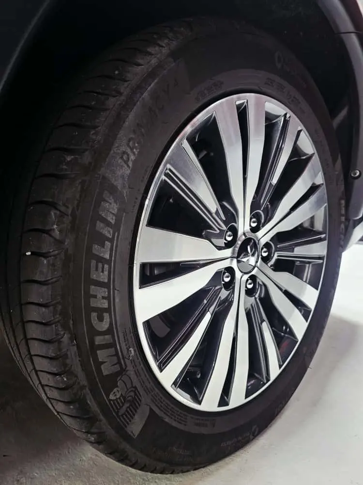 MITSUBISHI Outlander - Foto