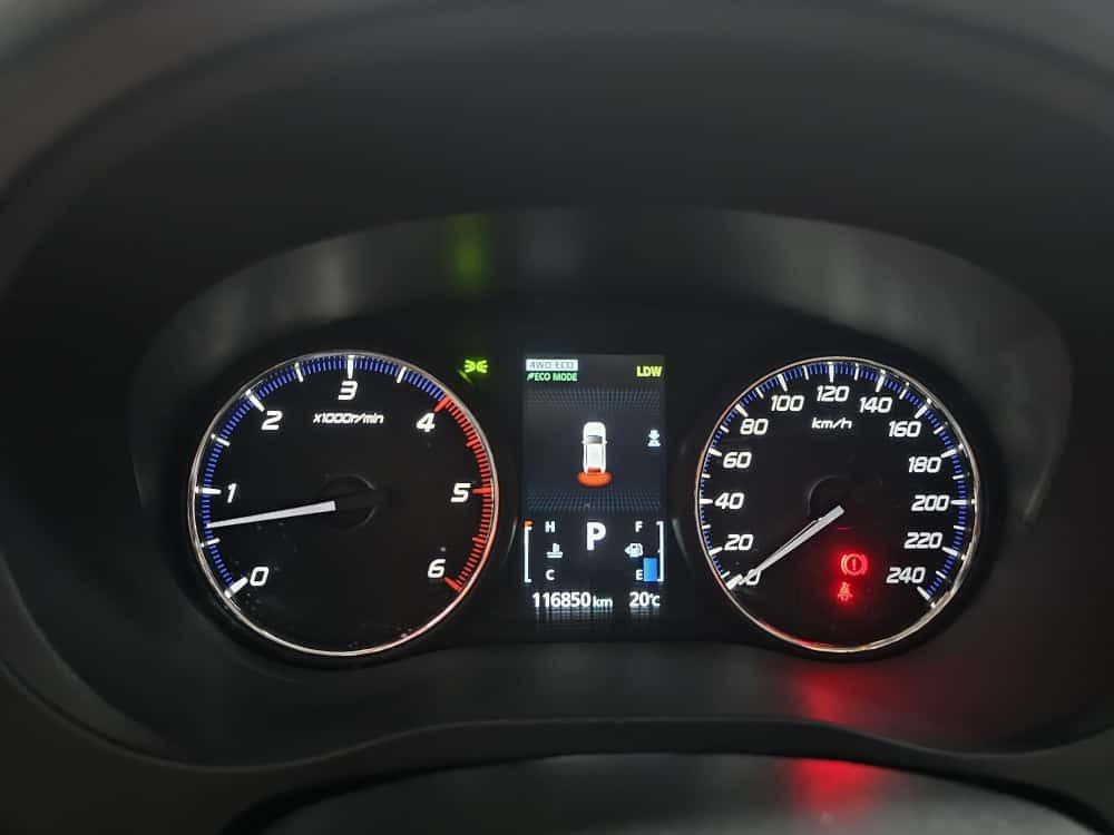 MITSUBISHI Outlander - Foto