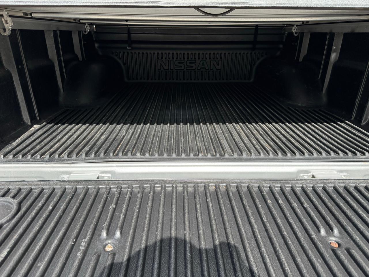 NISSAN Frontier - Foto