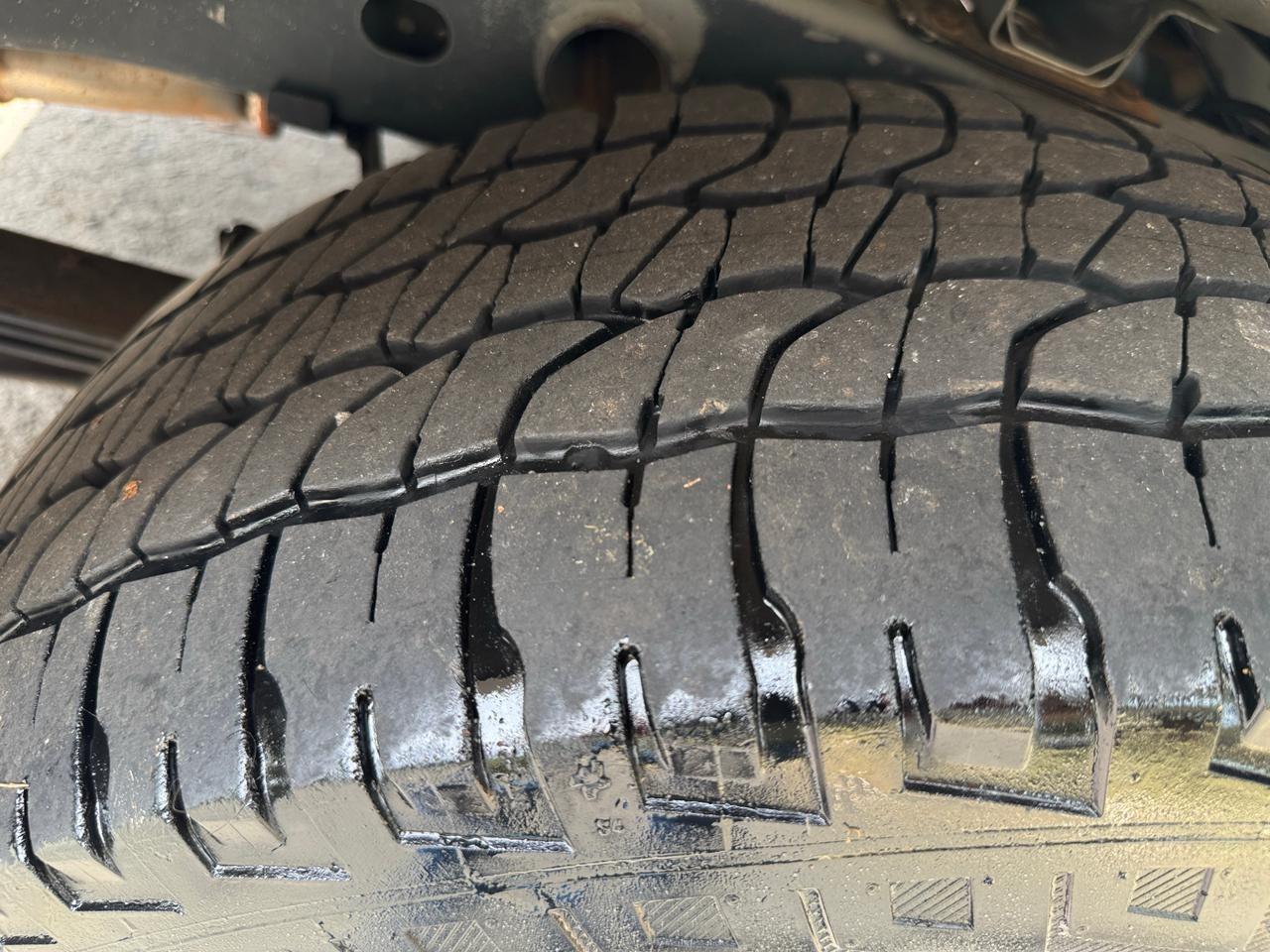 NISSAN Frontier - Foto