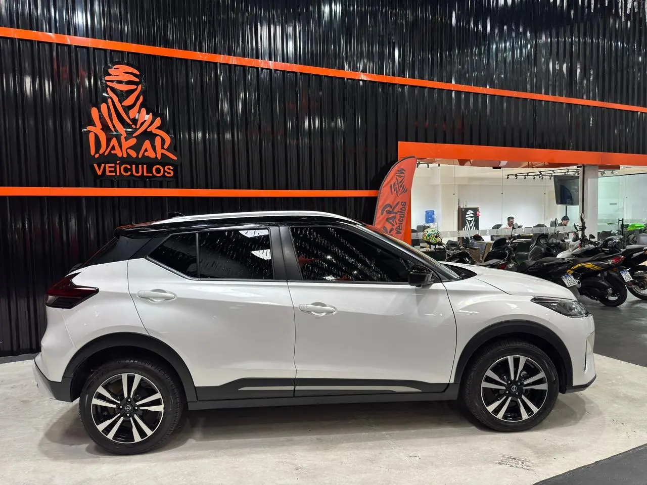 NISSAN Kicks - Foto