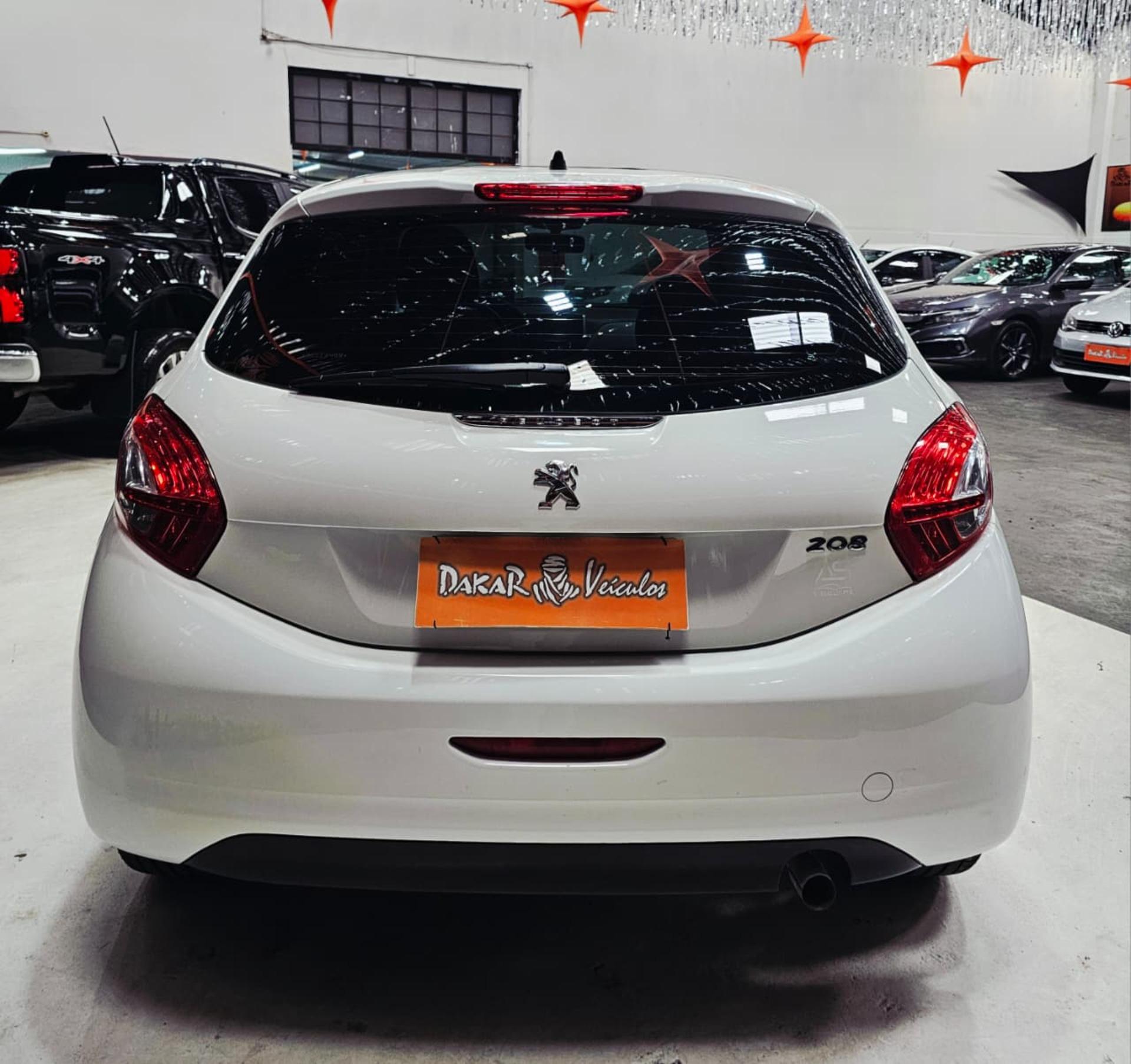 PEUGEOT 208 - Foto