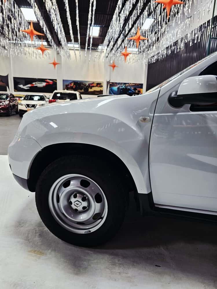 RENAULT Duster - Foto