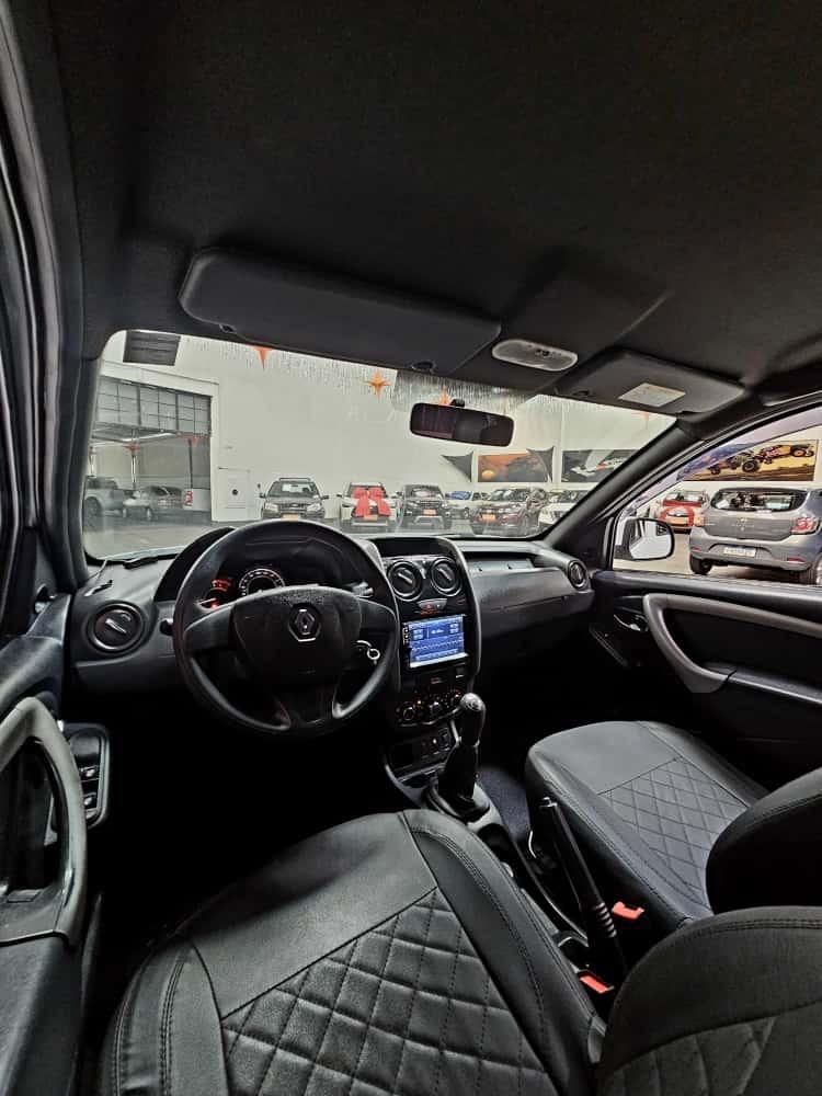 RENAULT Duster - Foto