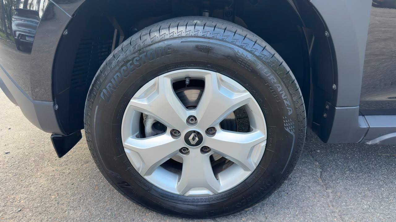 RENAULT Duster - Foto