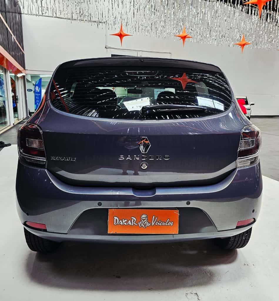 RENAULT Sandero - Foto