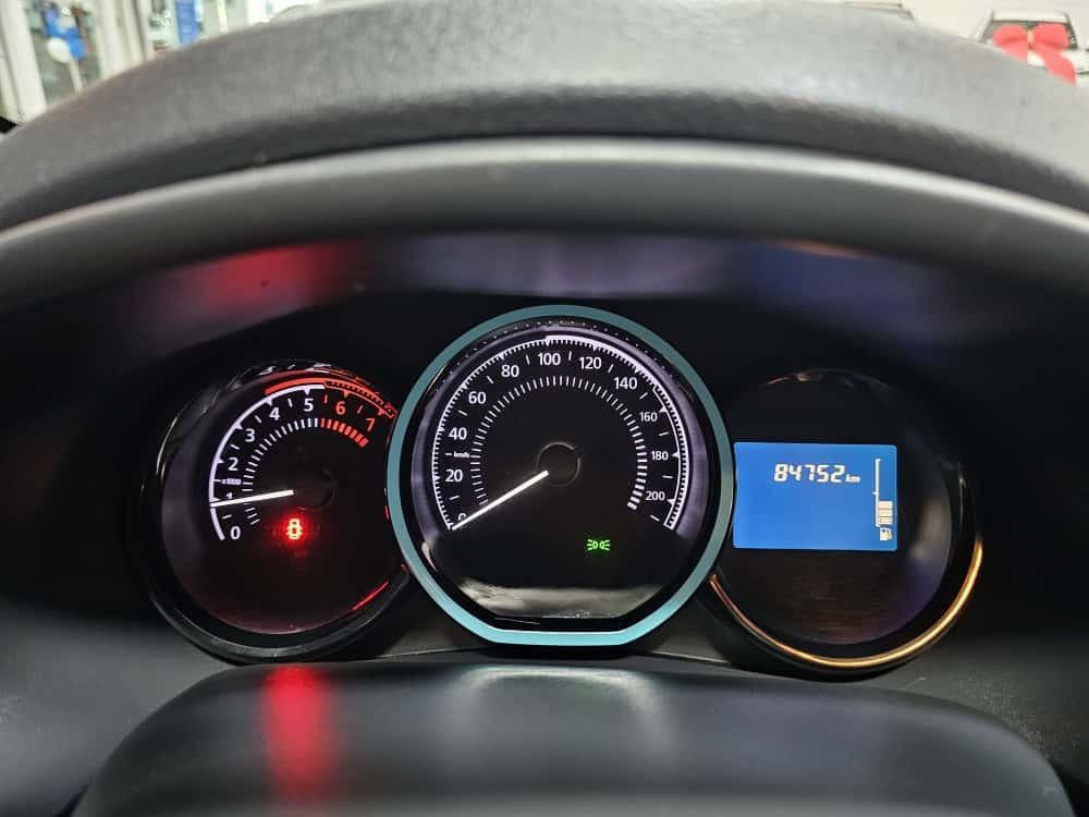 RENAULT Sandero - Foto