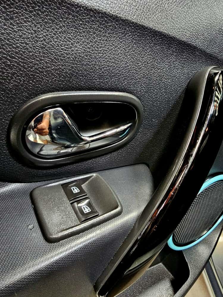 RENAULT Sandero - Foto