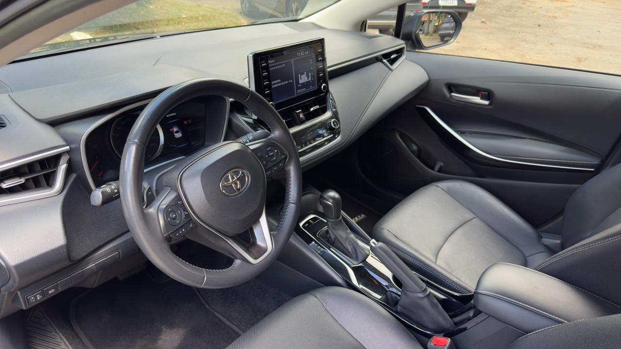 TOYOTA Corolla - Foto