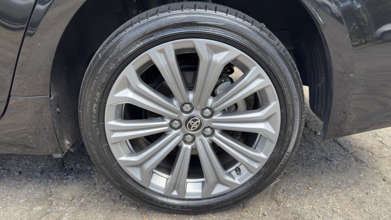 TOYOTA Corolla - Foto