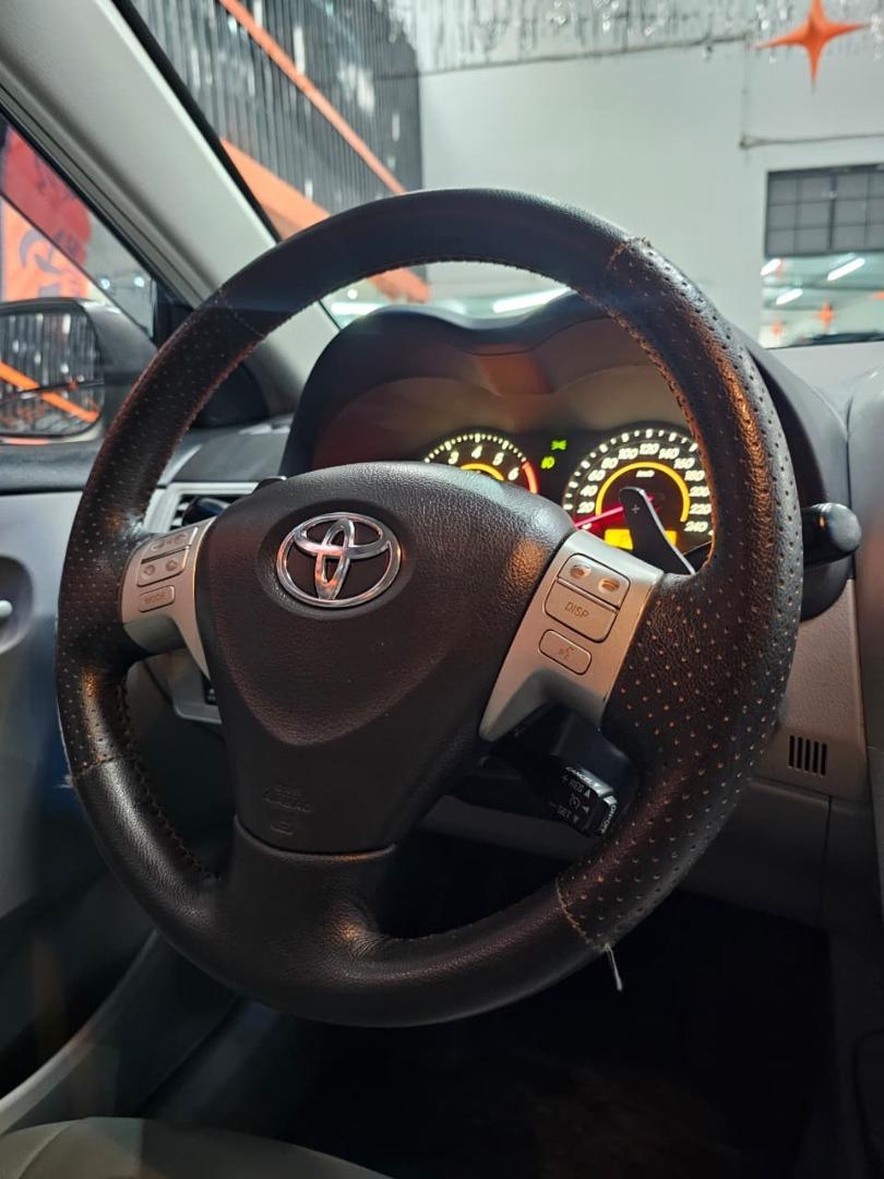 TOYOTA Corolla - Foto