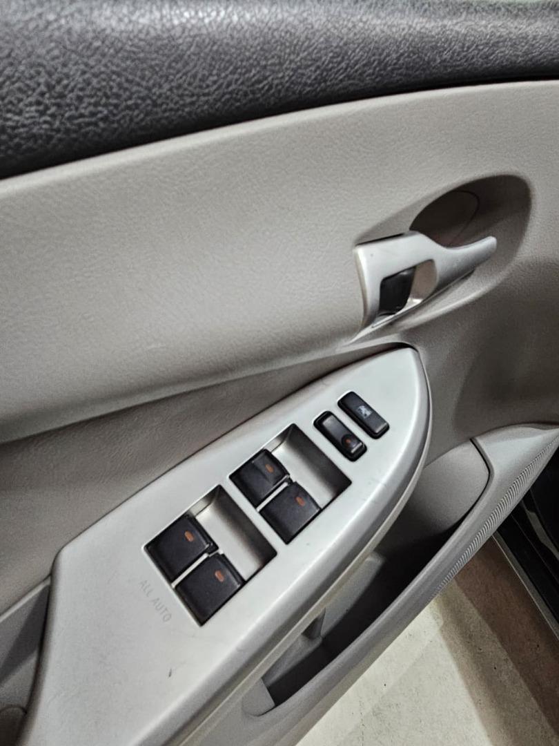 TOYOTA Corolla - Foto