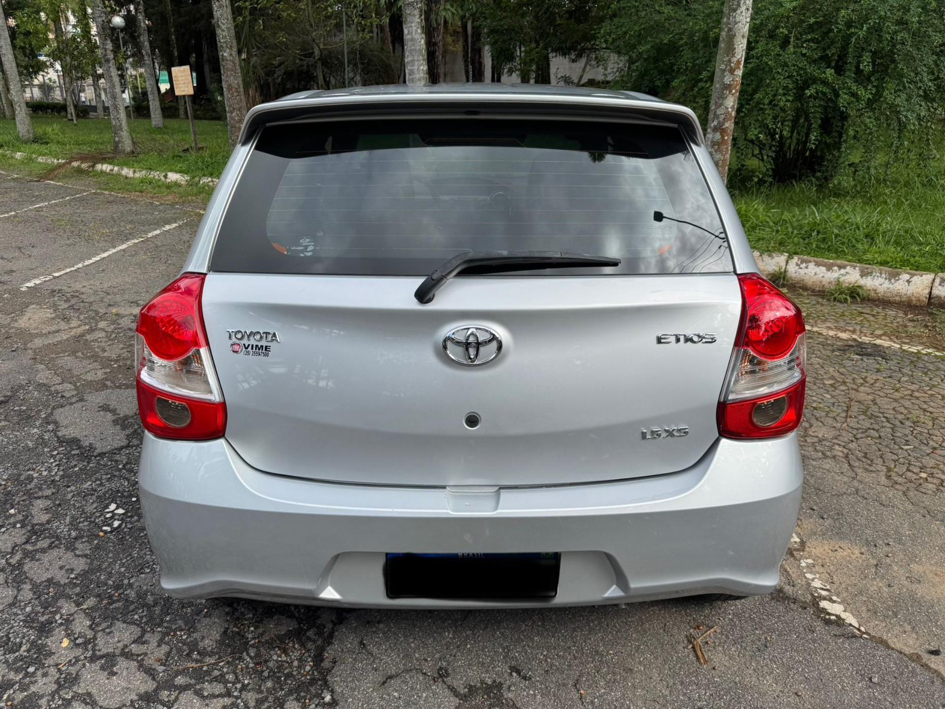 TOYOTA Etios Sedan - Foto