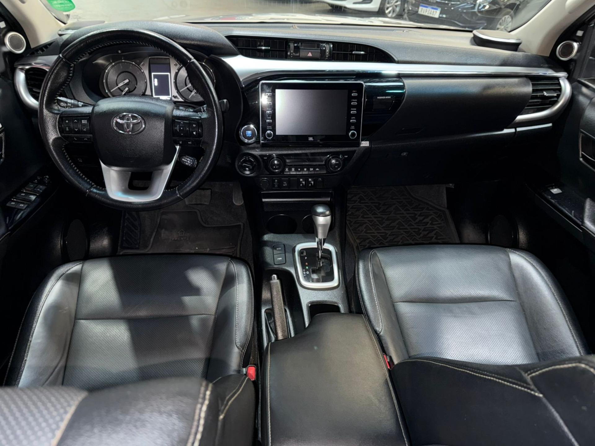 TOYOTA Hilux Caminhonete - Foto